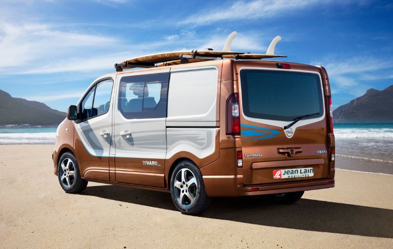 opel vivaro marron